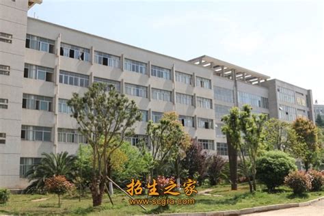 邵阳县工业职业技术学校环境,邵阳县工业职业技术学校好不好？