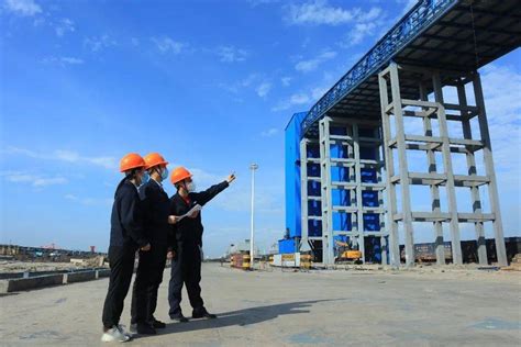 国内新建规模最大的数字化散货堆场完成首次重载调试_防城港_设备_皮带机
