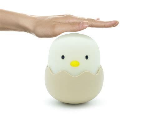 创意可爱蛋壳小鸡LED光控小夜灯 插电喂奶灯 鸡年礼品 卡通灯-阿里巴巴