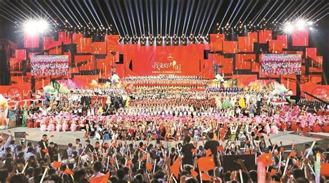 高清：庆祝中华人民共和国成立60周年联欢晚会隆重举行--图片--人民网