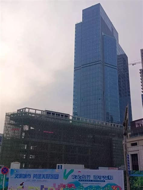 北京通州运河核心区标志性建筑富力二期C01楼竣工验收！|钢骨|地铁|标志性建筑_新浪新闻