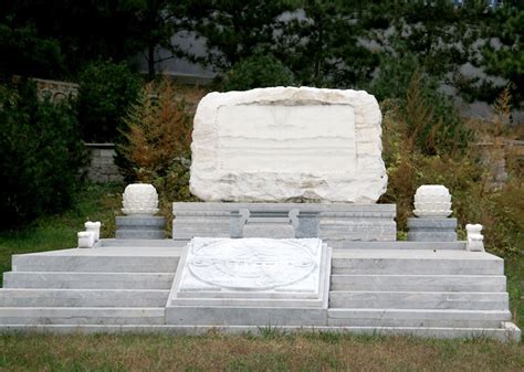 家族墓地,北京家族高档墓地价格-清东陵万佛园-北京陵园网