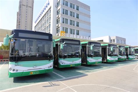 镇江引入新能源公交车超千辆 公交节能降碳举措多助推绿色发展_今日镇江