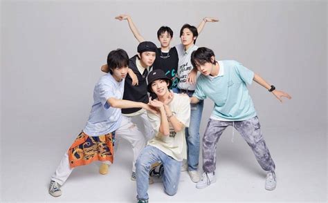 JYP明年推出中国六人男团Project_C……|JYP|男团_新浪新闻