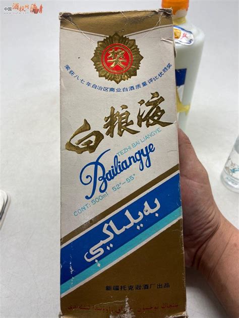 如今的茅台早已不只是一款普通的酒水，它更是中国白酒品质的代表，中国酒水的牌面担当。也正因如此，茅台一直以来都是业内关注的焦点。