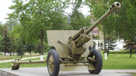 苏联A-19型122mm牵引加农炮1931/1937（带M1931轮） 02316-1/35 系列-小号手 TRUMPETER
