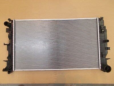 NEW RADIATOR FITS VW CRAFTER 2006 TO 2016 / MERCEDES SPRINTER MANUAL ...