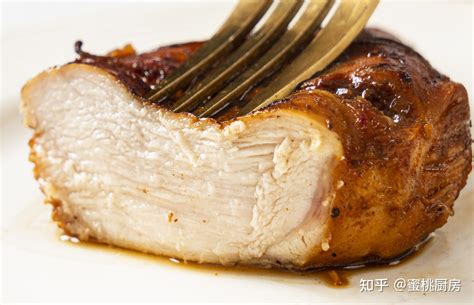 鸡胸肉最简单省时的做法，一拌一煎，五分钟就能端上桌贼香 ？|鸡胸肉|腌料|蛋白质_新浪新闻