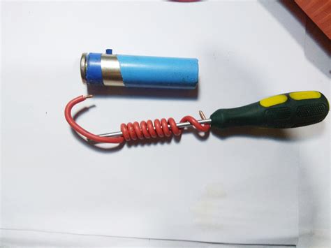 最简单的消磁方法 螺丝刀2种充磁的方法3种消磁的方法，电工必备的基础知识 | 说明书网