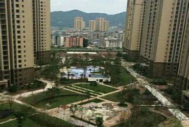 重庆光和城地坪施工案例-摩卡西泥（重庆）建筑材料有限责任公司