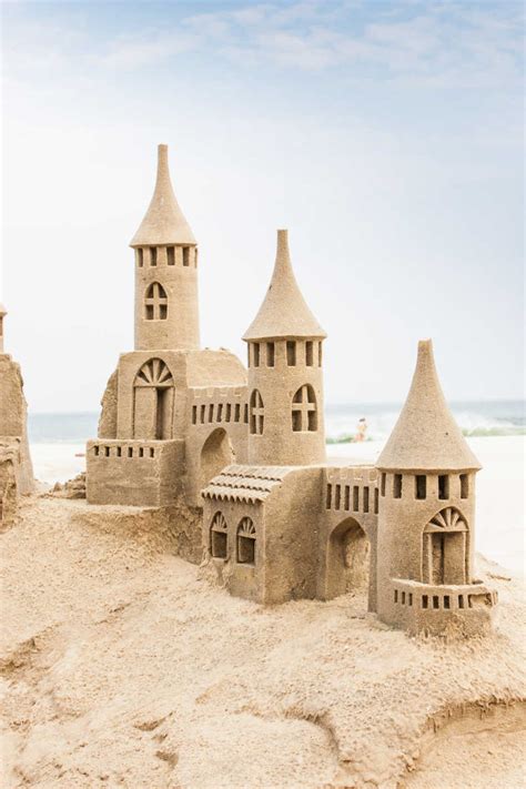 用沙子造砖头，比混凝土还硬，或改变建筑业