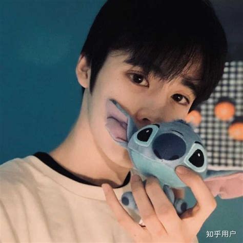 蓝色非主流少爷头像