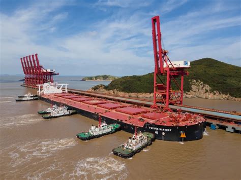 宁波舟山港大浦口码头工程二阶段部分标段获得省市两级水运工程“平安工地”示范工地称号-港口网