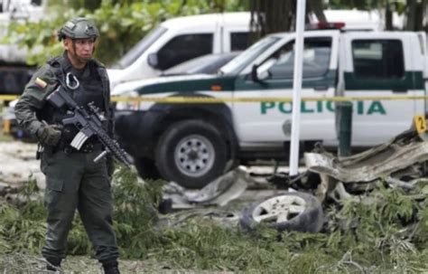 哥伦比亚爆炸袭击事件导致7名警察死亡_凤凰网视频_凤凰网