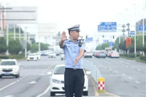 公安部表扬100名交警！长沙交警潘峰当选！