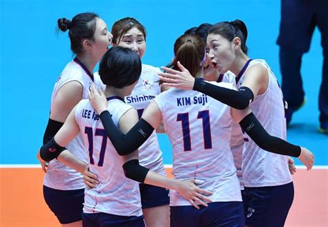 首战告捷！中国女排3-1战胜韩国队，拿下世界联赛“开门红”_京报网