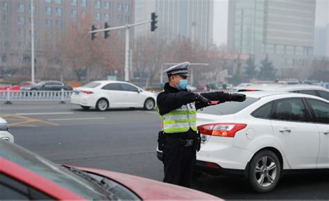 坚守一座城，平安千万家，石家庄交警的“年味” - 中国交通网 - Traffic in China