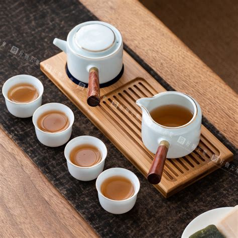 十大茶具品牌排行榜：容山堂上榜，金灶第一 - 手工客