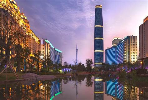 世界10大高楼最新排名，中国有六座高楼上榜，上海占据两座！