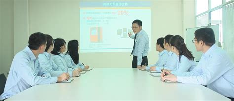 广东机电职业技术学院师生团队发明可循环使用的“智能快递袋”_中华网