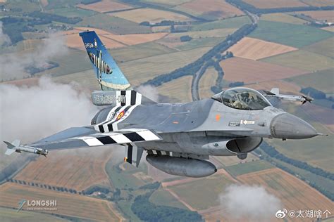 美国洛克希德马丁公司的F-16战隼战斗机到目前为止产量已经接近4600架|洛克希德马丁|战斗机|战隼_新浪新闻