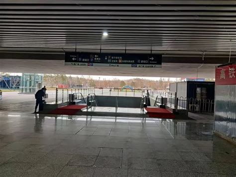 宽广的高铁火车站候车大厅高清图片下载_红动网