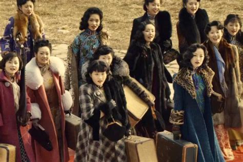 舞剧《金陵十三钗》重现历史，展示灿若朝霞的女性力量_中国网