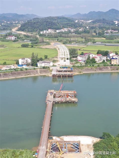 107国道咸宁市赤壁段PPP项目陆水河特大桥最后一个水中承台浇筑完成 - 知乎