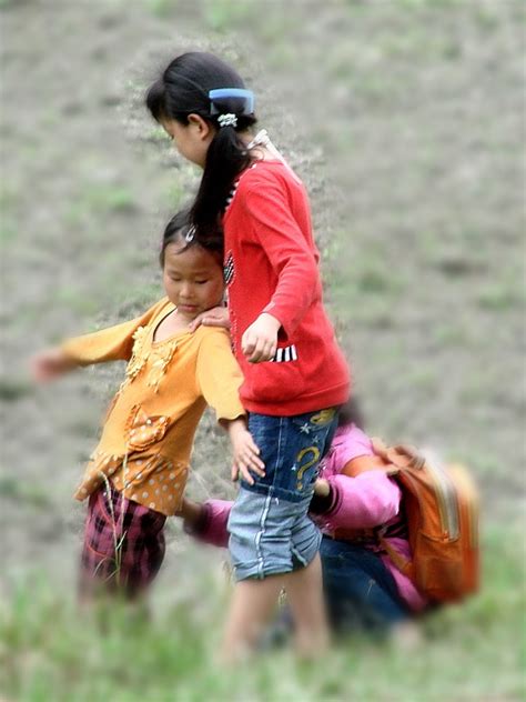 农村女孩摄影图片-农村女孩摄影作品-千库网