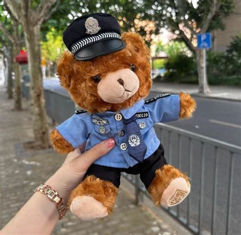 交警警察小熊公仔毛绒玩具玩偶交警小熊公仔机车铁骑娃娃礼物可爱-阿里巴巴