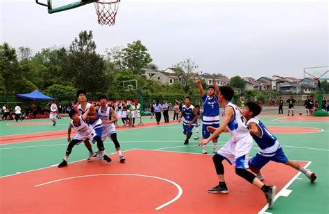 重庆市中职学校学生篮球赛在秀山职教中心鸣笛开赛 - 上游新闻·汇聚向上的力量