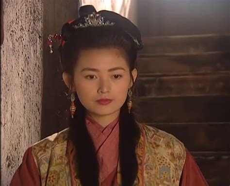 王思懿在《水浒传》中饰演潘金莲，她诠释了这个最经典最美的角色