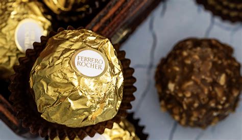 费列罗巧克力原来是这么生产出来的！_中国