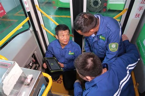 安阳公交集团公司 逐车检修保运营 乘客出行有保障 - 河南省公交协会