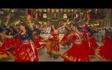 印度电影歌舞片段