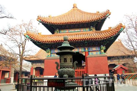 园林佛教宗教北京雍和宫高清图片下载-正版图片501992140-摄图网
