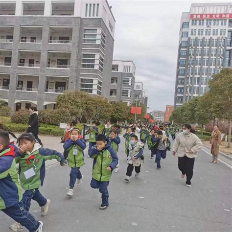 涟水中学体育馆-涟源市涟水学校