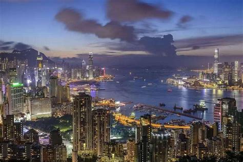 庆祝香港回归25周年｜请收好这份来自香港的集体记忆|香港|香港回归_新浪新闻