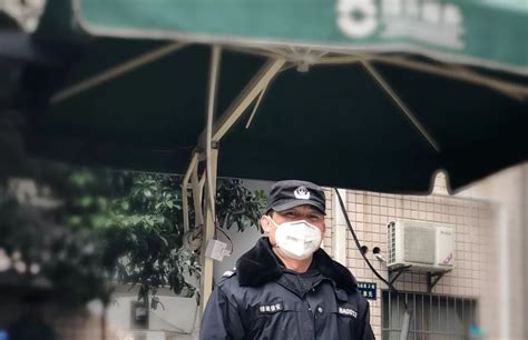 不戴口罩还这么嚣张!杭州小区业主群被这2个视频震到了!没口罩2秒就能传染…