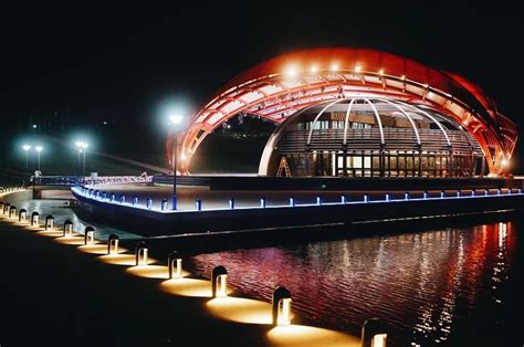 巨型银色水滴球空降虹口北外滩，超好拍 -上海市文旅推广网-上海市文化和旅游局 提供专业文化和旅游及会展信息资讯