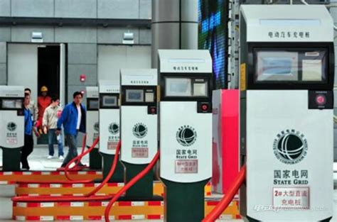 喀什机场真情服务再助力-投放7台移动充电设备 - 中国民用航空网