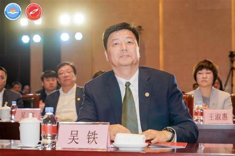陕西省工商联(总商会)参政议政工作委员会成立 记者：王浩