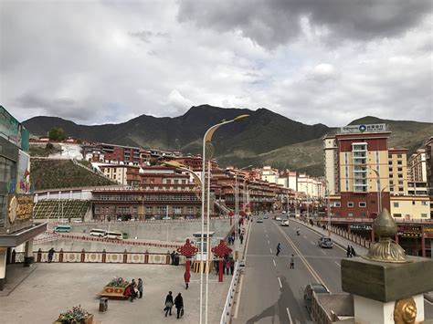 4k西藏昌都市察雅县城市航拍 - 新片场素材