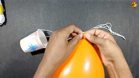 用气球制作飞行降落伞，用气球和纸杯，制作降落伞，超简单