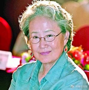 中国当代最有实力的女作家总排行_阿娜尔古丽_新浪博客