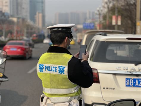重庆驾驶员注意：九龙坡即日起将严查车辆乱停、飙车炫技等_重庆市人民政府网