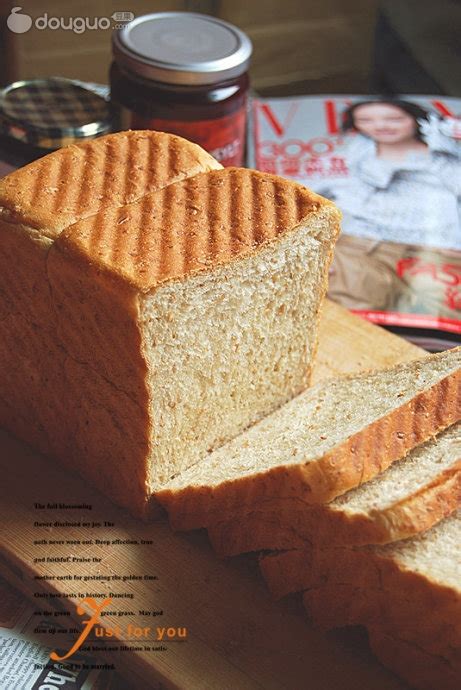 【全麦吐司面包（面包机+蒸烤箱）的做法步骤图】Seshua_下厨房
