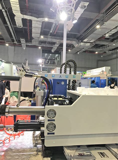 2018上海国际橡塑展-公司新闻-行业资讯-广州市矽利康橡胶加工机械有限公司