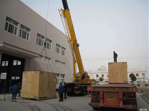 厂房搬运装卸过程中需要注意哪些事项_云南富华机械设备安装有限公司