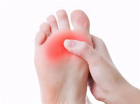 脚后跟痛是什么原因及治疗方法（脚后跟疼痛多半与这两种疾病有关，医生教你如何有效治疗） | 说明书网